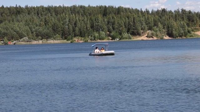 Nymphaéa Прогулочный электрокатер / PVC Floating Electric Boat