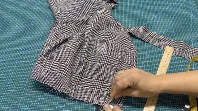 Как вшить молнию в боковой шов юбки. смотреть онлайн