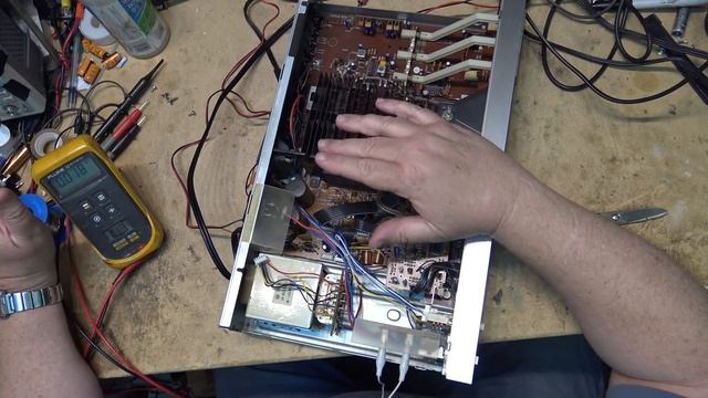 Technics SA 310 receiver can this one be fixed? Lets find out. смотреть онлайн