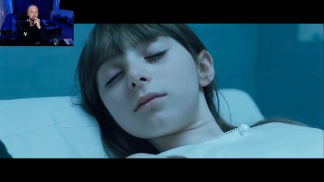 Зубарев смотрит фильм 1408 #зубарев #zubarefff  #1408