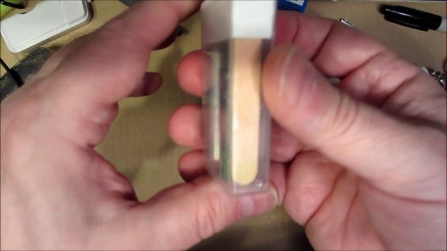 Tic Tac Cell Phone USB Charger [emergency AAA battery power for partial charge] смотреть онлайн