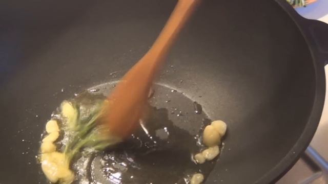 Сливочный суп с креветками. смотреть онлайн