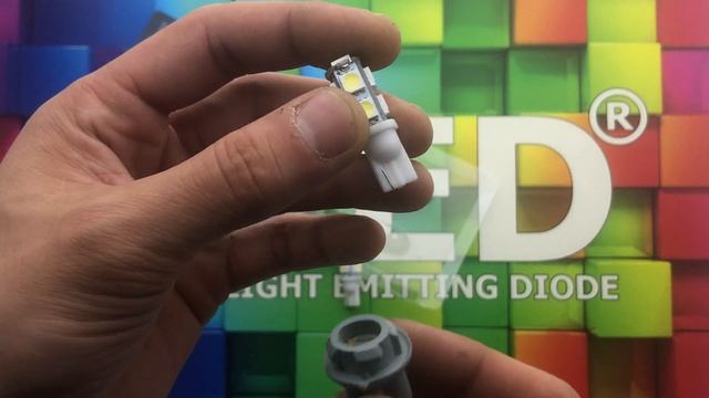 Автолампа светодиодная T10 - W5W - 9 SMD 5050 смотреть онлайн