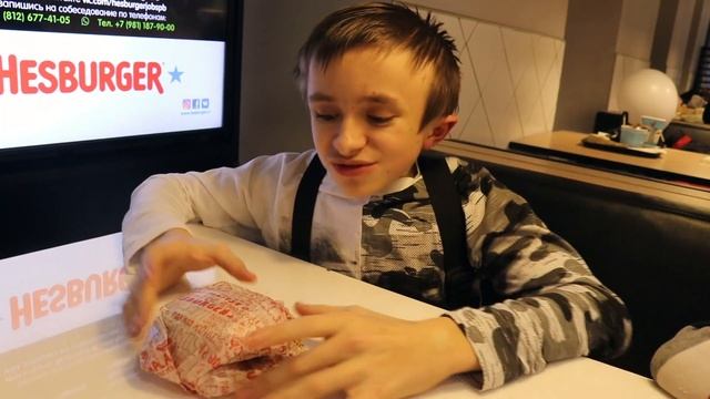 Самый вкусный бургер в мире / Hesburger лучше McDonald's? смотреть онлайн