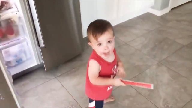 Смешные видео с детьми #140.mp4 смотреть онлайн