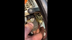 STIHL MS 180 не плотно прилегает крышка