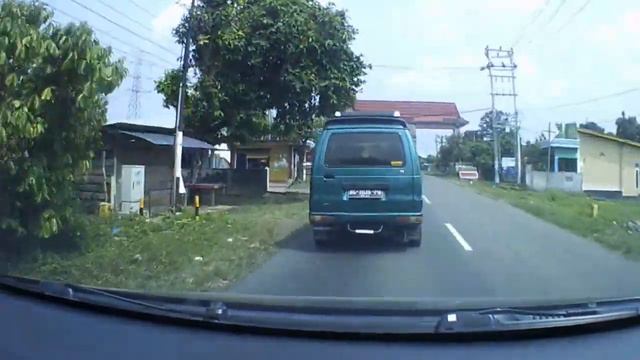 MUDIK LEBARAN 2018 PUNYA KAMPUNG DAK PUNYA KAMPUNG YANG PENTING MUDIK ( excitement holiday season ) смотреть онлайн