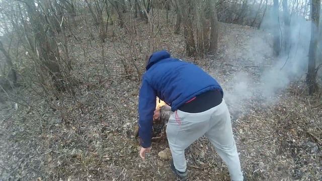 Борьба за чистый берег! №3 Сожжение мусора под Колмовским мостом. (Рыбалка с Денчиком) смотреть онлайн