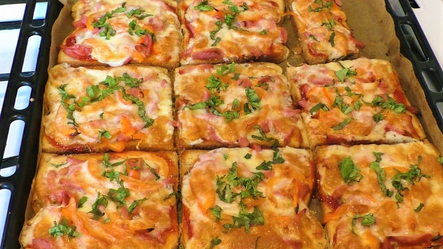 Обалденно Вкусная Быстрая Пицца Без Теста! Ленивая Пицца. смотреть онлайн