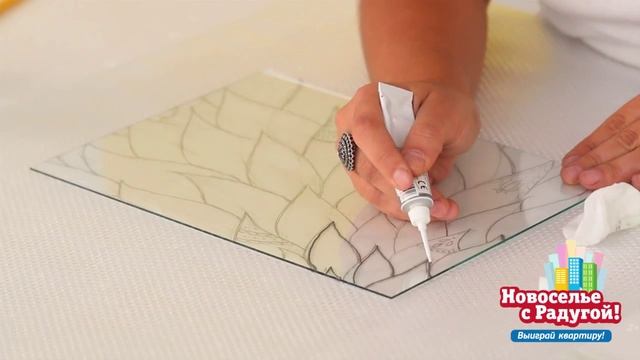 Мастер-класс: Витражная роспись по стеклу. Декорируем столешницу для журнального столика. смотреть онлайн