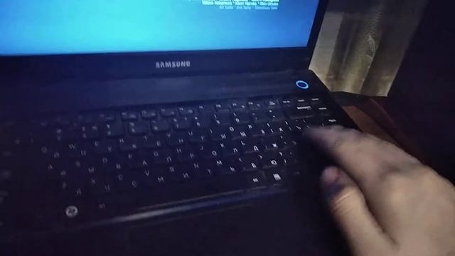 зачем такие длинные титры?! смотреть онлайн