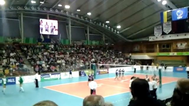 Мы на валейболе южный химик vs италия смотреть онлайн