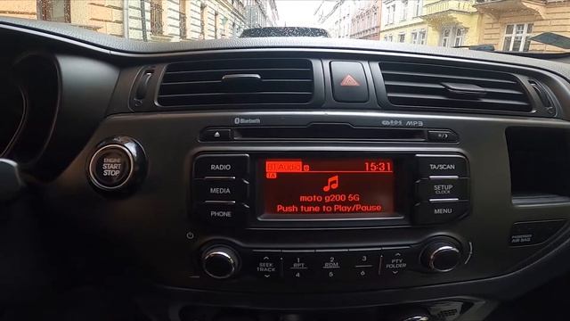 How to Play Music from Smartphone via Bluetooth in Kia Rio III ( 2011 – 2016 ) смотреть онлайн