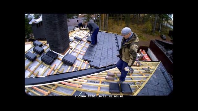 Монтаж керамической черепицы Braas Turmalin (Браас Турмалин) Timelapse.