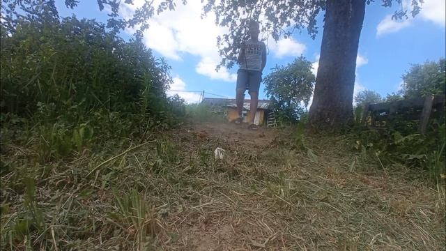 качели + домик на дереве смотреть онлайн