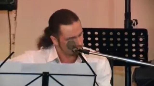 Советские хиты на гитаре - попурри (cover by Константин Бир live 2009) смотреть онлайн