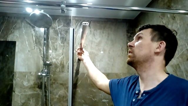 Переделка крепления стеклянной ширмы для душевой. смотреть онлайн