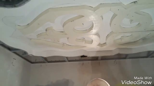 МОНТАЖ УЗОРА С ПЕНОПЛАСТА НА ПОТОЛОК смотреть онлайн