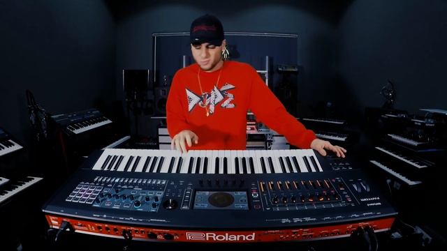 Sergiio x Roland Fantom смотреть онлайн