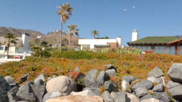 Robert Redford former home and Malibu beach tour смотреть онлайн