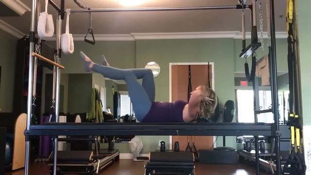 Studio West Pilates 30-Day Challenge - Day 2 смотреть онлайн