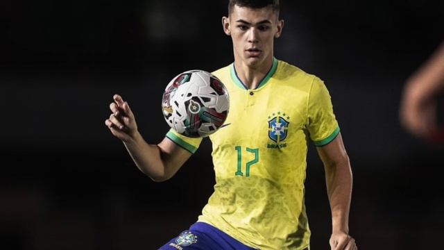BREAKING! Barcelona Eye Fabricio Díaz & Gabriel Moscardo To Reinforce The Defensive Mid Position смотреть онлайн