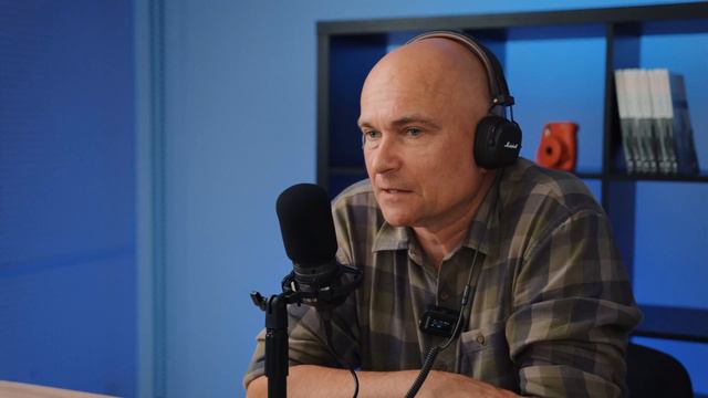 После армии верстал сайты для ЖКХ | Хотел попасть в Инкубатор несколько лет | PODCAST c Виктором смотреть онлайн