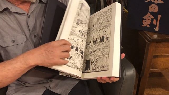 Usagi Yojimbo Grasscutter Artist Select Unboxing with Stan Sakai! смотреть онлайн