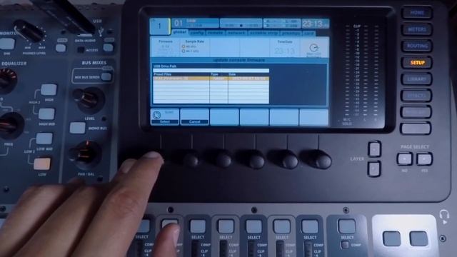 Behringer X32 Compact - Como actualizar el Firmware - Church tech & Worship - Tutorial смотреть онлайн