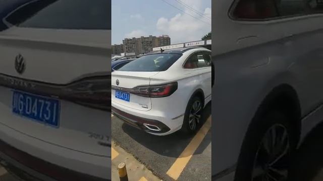 Volkswagen Tiguan X 380 TSI. Автомобиль в наличии смотреть онлайн