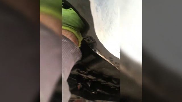 removal of the transmission passat b6 2010 2.0 diesel #passat #volkswagen #engine #trasmission #gol смотреть онлайн