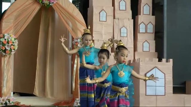 День матери. Тайский народный танец смотреть онлайн