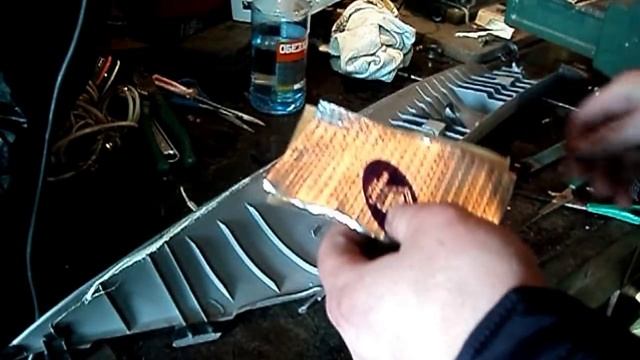 Устранение скрипа (дребезжания) пластика стоек лобового стекла Ниссан Примера Р12 смотреть онлайн