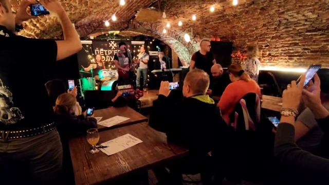 СУРРОГАТ z - Восвояси (Санкт-Петербург PARABELLUM BAR 13.11.2021) смотреть онлайн