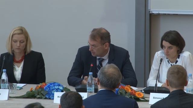 Konferenca o poglabljanju EMU – Kako doseči večjo demokratično legitimnost in politično odgovornost смотреть онлайн