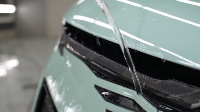 Подготовка автомобиля Omoda C5 к нанесению комплекта полиуретановыз пленок Brontero смотреть онлайн