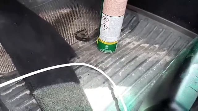 BMW E39. Чистка авто-кондиционера своими руками. смотреть онлайн