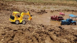 Игрушечные тракторы/ Игрушки/ Машинки