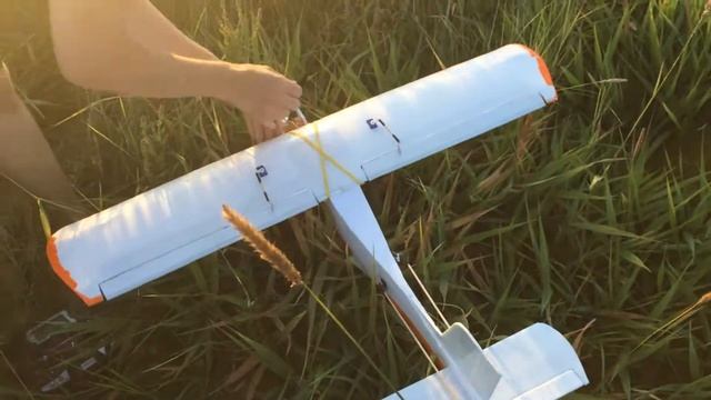 Запуск цессны 150 "Оранжекрылый" 1/3 смотреть онлайн