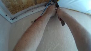 Натяжной потолок на мансарде реально Тонкости монтажа Потолочные Будни 5