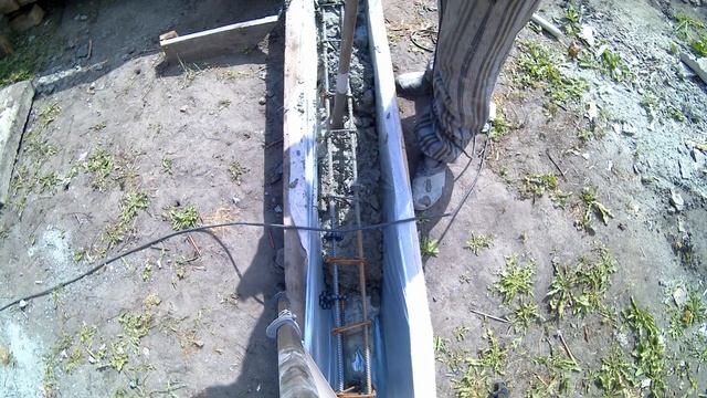 Арматурогиб, вязка арматуры, вибратор для бетона, виброрейка, фундамент для бани. смотреть онлайн