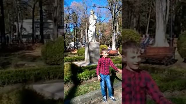 Сочиняем стихи, гуляя по Кисловодску смотреть онлайн