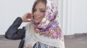 Платок шерстяной с шелковой бахромой "На солнечной поляночке", вид 2