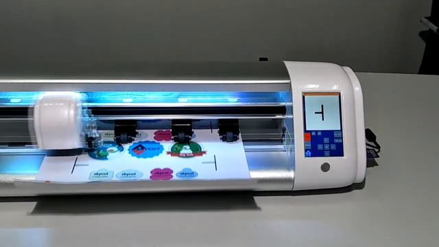 SKYCUT cutting plotter automatically print and cut,batch contour cutting смотреть онлайн