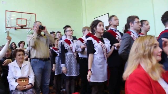 Выпускной в 39 й гимназии Уфа В этом году здесь выпускаются три класса смотреть онлайн