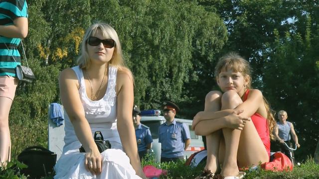 Заплывы в День физкультурника 10 августа 2013 на водоёме г. Фурманова смотреть онлайн