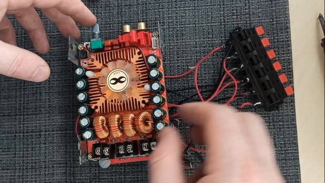 Мега Усилитель 0,5 кВт смотреть онлайн