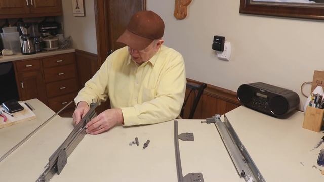 DIY Tips and Tricks - Improving the Blum Tandem Drawer Slides Flow with Lateral Stabilizers смотреть онлайн