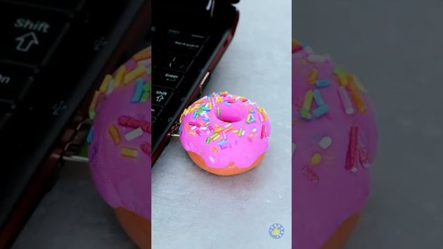 ХИТРОСТИ С КЛЕЕВЫМ ПИСТОЛЕТОМ | Креативные идеи, которые стоит попробовать уже сейчас смотреть онлайн