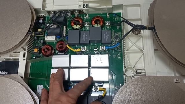 индукционная варочная панель HANSA BHI68301 Ремонт , ОШИБКА E22 смотреть онлайн